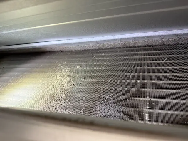 【業務用/家庭用対応】クリニック・店舗・学習塾など依頼多数◎天井埋込・天カセ◎サービスの画像