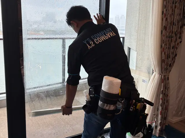 CPマーク防犯フィルムは窓からの侵入を抑止！ミラーフィルムなどをお安く施工しますサービスの画像