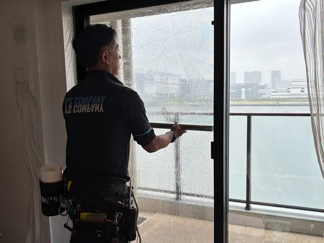 CPマーク防犯フィルムは窓からの侵入を抑止！ミラーフィルムなどをお安く施工しますサービスの画像