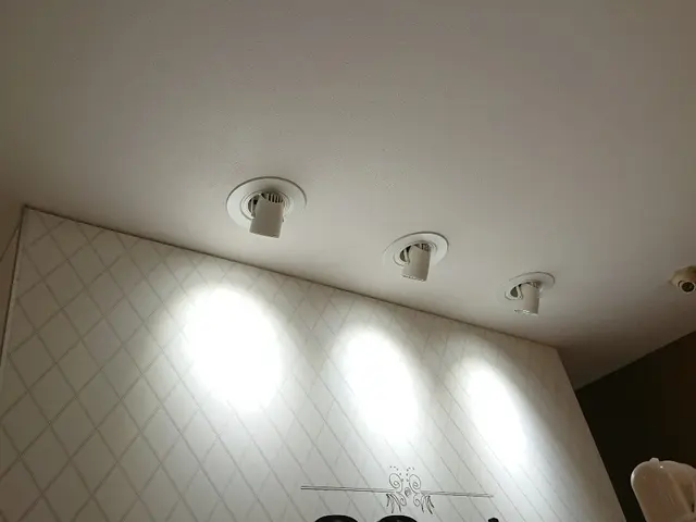 青森県限定！照明の取付サービスの画像