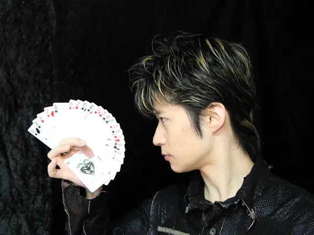 【業歴15年】海外のコンテストで日本代表のプロマジシャン！