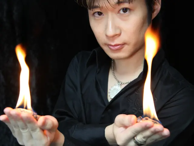 【業歴15年】海外のコンテストで日本代表のプロマジシャン！