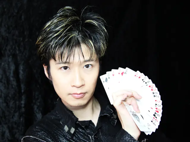 【業歴15年】海外のコンテストで日本代表のプロマジシャン！