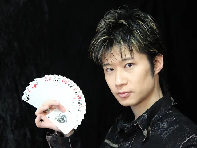 【業歴15年】海外のコンテストで日本代表のプロマジシャン！