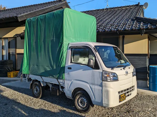 軽トラックでの不用品回収◇2.5㎥で15,000円！◇自宅の不用品は、当社に！サービスの画像