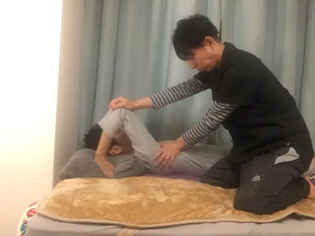 有資格者による安心施術！指圧とストレッチを組み合わせたオリジナルマッサージです。サービスの画像