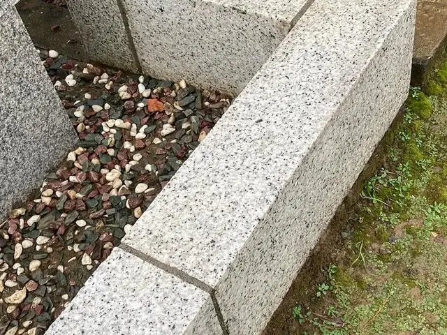 墓石特化　高圧洗浄サービスの画像