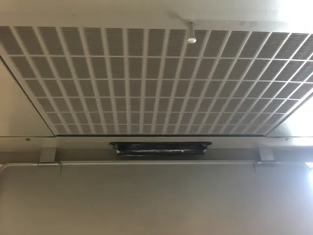 ガンコな汚れもお任せください！10年放ったらかしの換気扇遠慮なくご相談下さい！サービスの画像