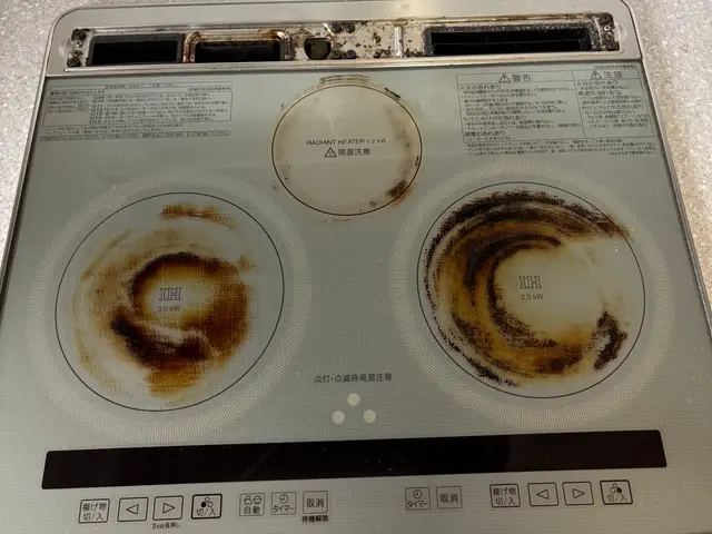 頑固な油汚れもピカピカに☆before→afterお見せします！！サービスの画像