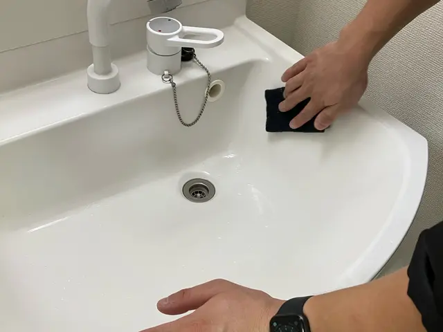 《カード払いOK！駐車代お店負担◎》作業外注なし！当店自慢のスタッフが全て対応！サービスの画像