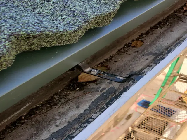 雨樋修理箇所3か所まで一律1万円で承ります！サービスの画像