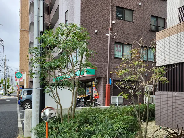 ☆1本から剪定します ☆1.自然樹形　2.サッパリ、ばっさり　3.松などサービスの画像