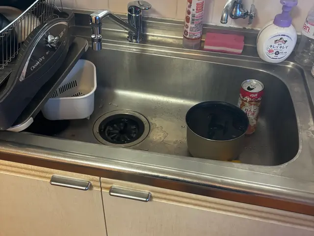 大手で6年の経験・年間1,000件以上の実績で、問題を解決します。サービスの画像