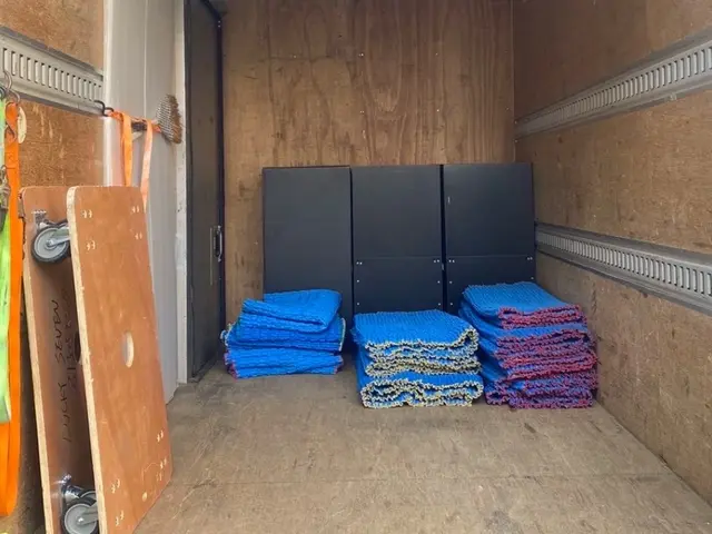 プロのスタッフ2名作業！不用品回収可能！洗濯機設置無料！なんでもご相談下さい！サービスの画像