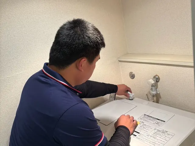 プロのスタッフ2名作業！不用品回収可能！洗濯機設置無料！なんでもご相談下さい！サービスの画像