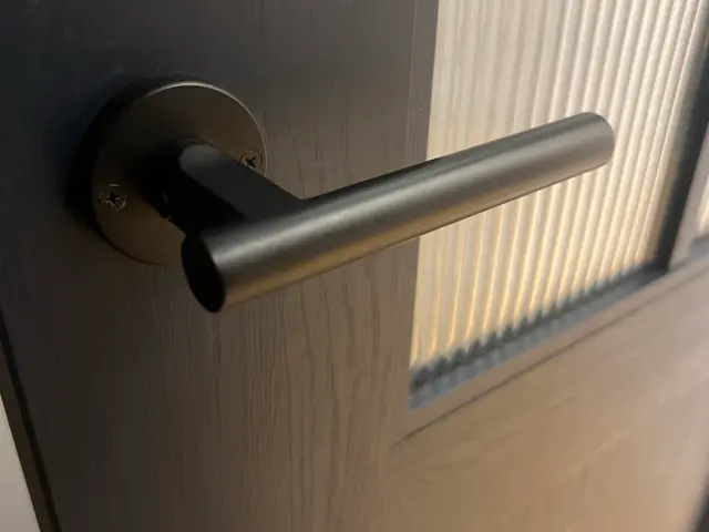 室内のドアノブ、レバーハンドル交換、相談も。サービスの画像
