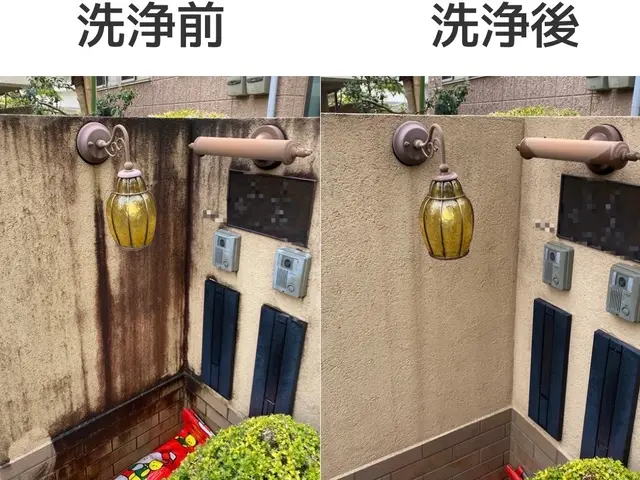 外壁はこう洗う！！専用の伸縮ブラシ&純水精製機を使用でおうちの壁が見違える！！サービスの画像