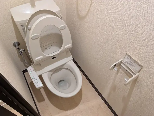 【まだ間に合います】プロの2名体制で丁寧仕上げ｜水回り4点セットクリーニングサービスの画像