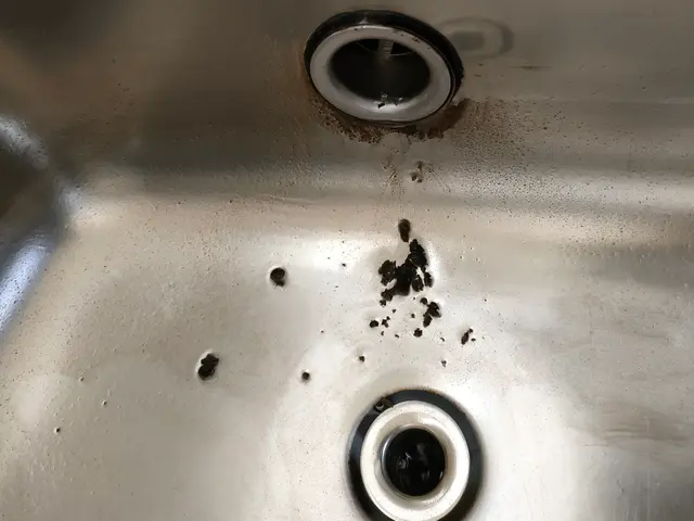 キレイユ独自の非塩素系の発泡洗浄薬剤で、赤ちゃんも安心！　当日から入浴可能です！サービスの画像