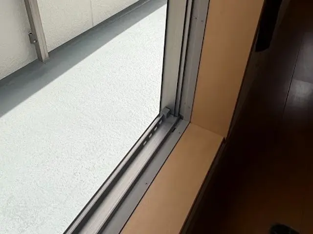 レールの砂汚れまで徹底洗浄！サービスの画像