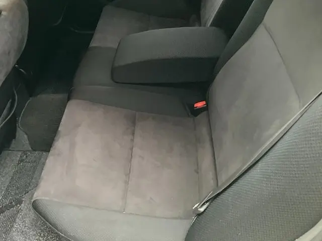 -イオンウォッシュ-　車内洗浄　シート、フロアマット、汚水吸引サービスの画像