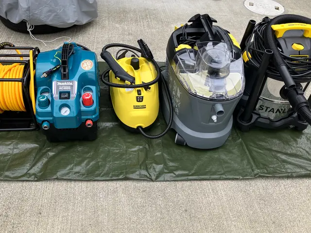 -イオンウォッシュ-　車内洗浄　シート、フロアマット、汚水吸引サービスの画像