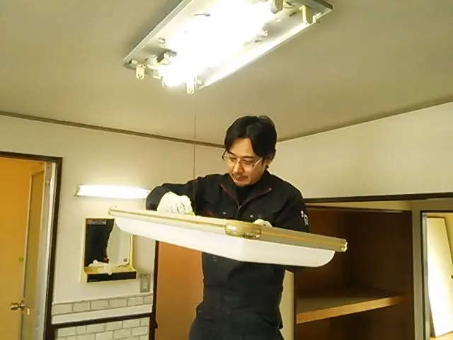 年間300件の実績！キッチンコート、フローリングワックスサービスいたします！サービスの画像