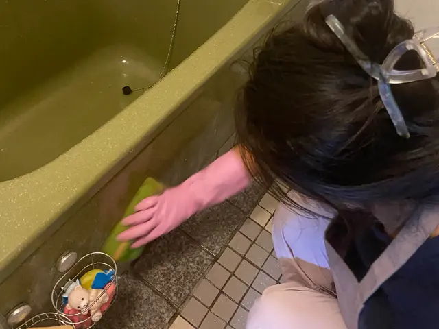 女性＆中国語対応可◎丁寧なお風呂クリーニング（浴室掃除）サービスの画像