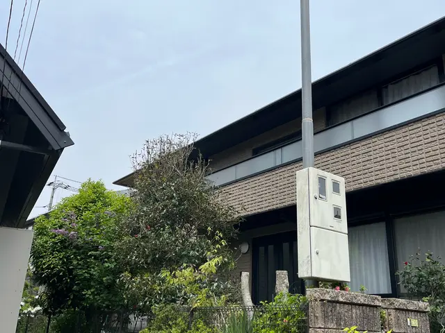 庭木1本6000円〜　難しい木もお任せください！！サービスの画像