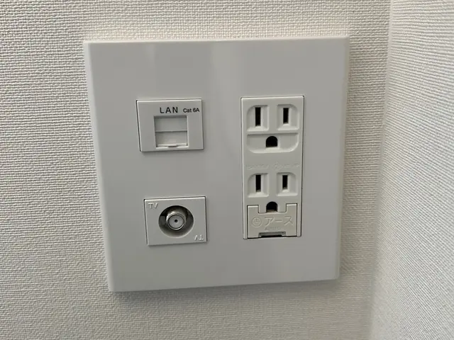 アンテナ端子の増設や交換、故障対応などお任せください！まずはご相談を！サービスの画像