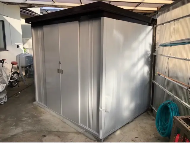 物置塗装☆大切な荷物を守ります(・∀・)Ｖサービスの画像