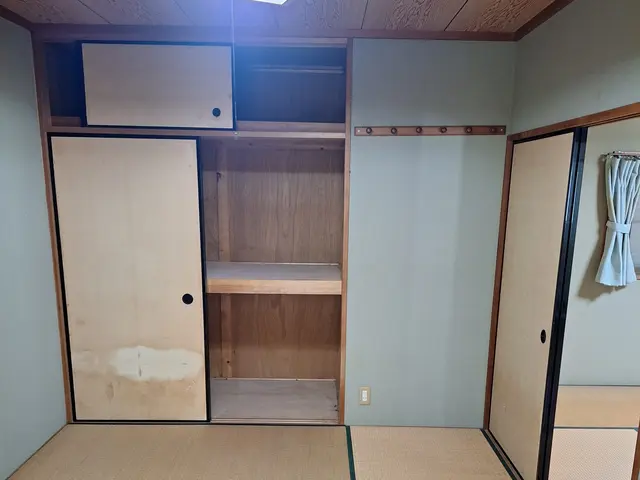 畳のお部屋をフローリングに変えて気分一新！お掃除も楽々に！サービスの画像