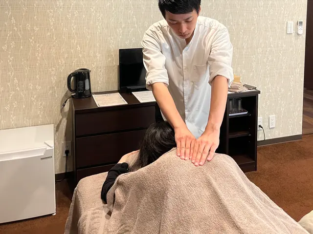 国家資格保有　業界歴10年　銀座で学んだ技術！出張先での身体のケアを致します！サービスの画像