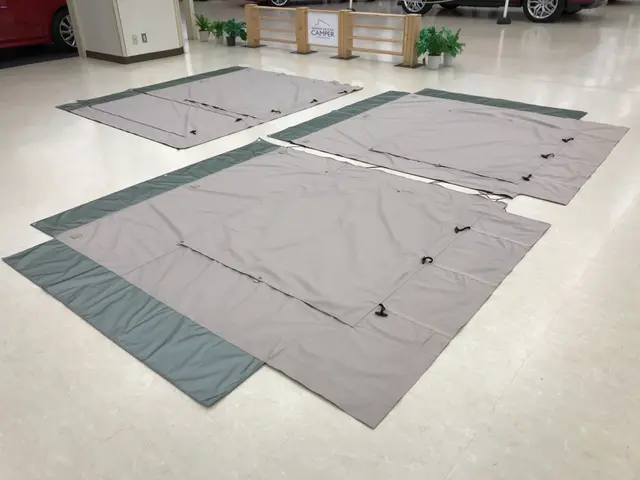 シートカバー取付、加工、材質変更も可能、またシート張替え70000〜ご相談下さいサービスの画像