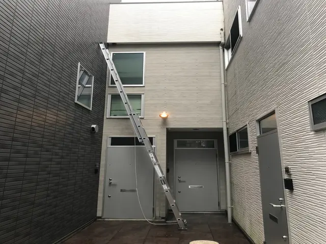 蜂駆除専門会社◎当日/翌日施工もお気軽にご相談ください/インボイス対応店サービスの画像