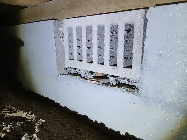 基礎クラック(ひび割れ)専門店サービスの画像