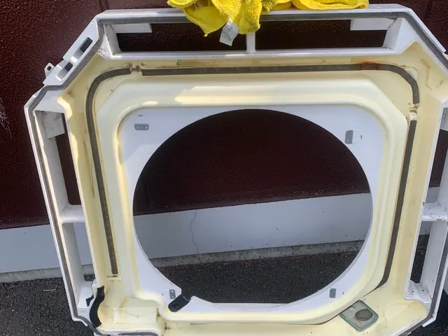 【24時間対応】業歴17年のスタッフがお伺いします！安心の損害保険加入店サービスの画像