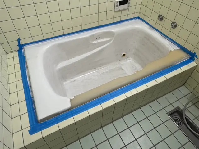 古い浴槽を、きれいに蘇らせますサービスの画像