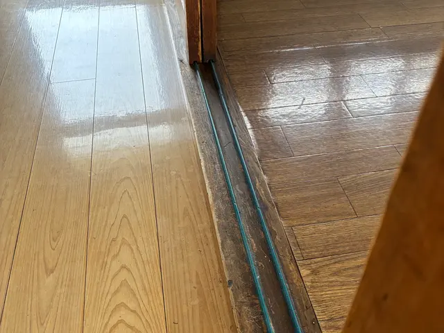 引戸（主に室内用）のレール及び戸車の調整及び交換して/引戸（戸車無し）の調整加工サービスの画像