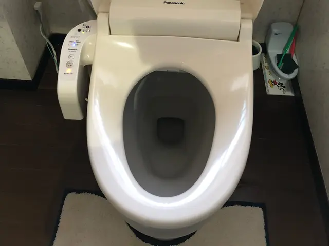 ウォシュレット取り付けならお任せ下さい。サービスの画像