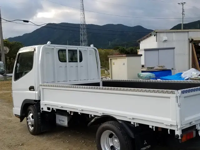 不用品回収2tトラックサービスの画像