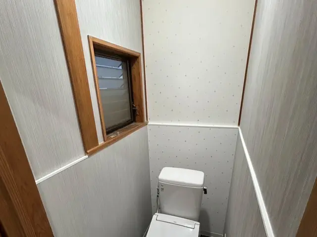 「後から後悔しない工事」壁紙や床の貼替えはお任せください‼　お見積り無料‼サービスの画像