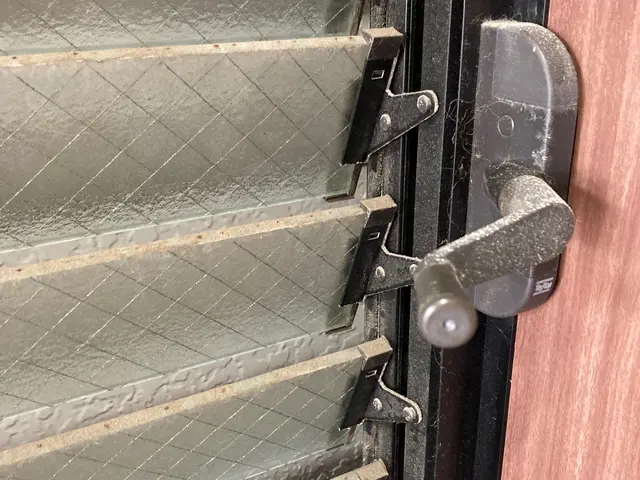 窓が汚いと部屋全体がくすんで感じます。お部屋を明るくしましょう！サービスの画像