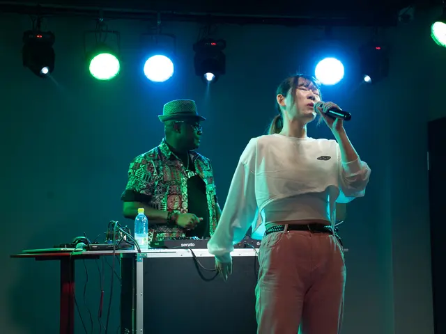 予約対応～企画・撮影・編集・納品まで当社スタッフがすべて対応します