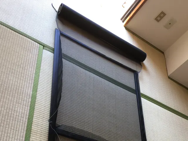 八王子の表具店　出張張替えサービス　新規作成可能です　戸車の調整、交換いたしますサービスの画像