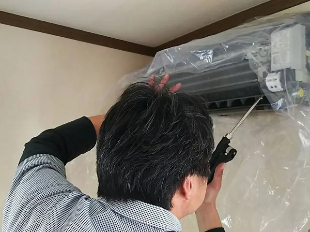 お客様の気持ちに寄り添い丁寧な説明を心がけてクリーニングさせていただきます！サービスの画像