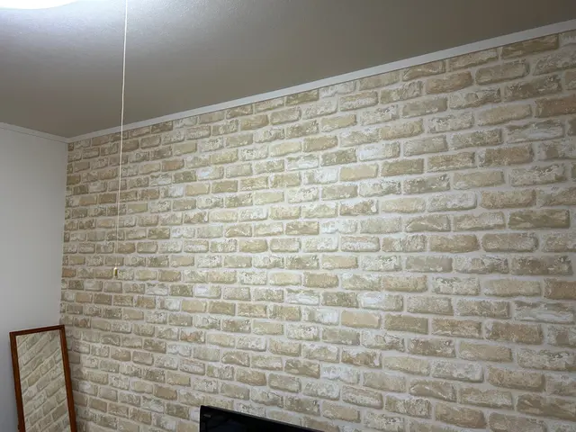 壁紙に一瞬で魅せるアクセント！お部屋の空間を個性的に張り替え出来ます！サービスの画像