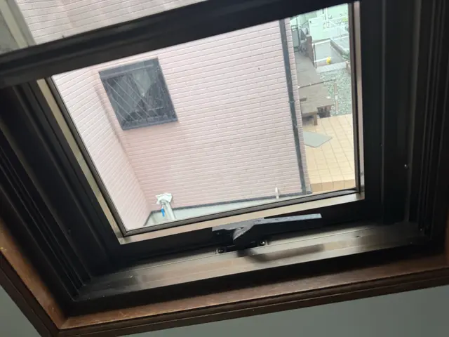 ◆◇9月新規出店◇◆手で触って汚れを確認！独自配合洗剤で徹底清掃サービスの画像