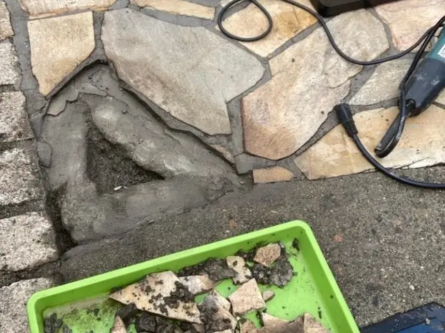 確かな技術力でコンクリートのひび割れを補修します！サービスの画像