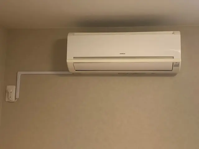 【非喫煙者】土日の対応◉テープ巻標準工事も化粧ダクト工事もお値打ちにサービスの画像